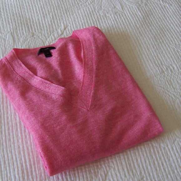 J. Crew Sweaters - J. Crew Pink Merino wool-linen V-neck sweater Med